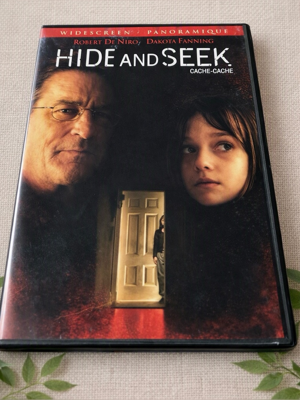 Hide and Seek DVD — Robert De Niro & Dakota Fanning (Thriller / Widescreen)